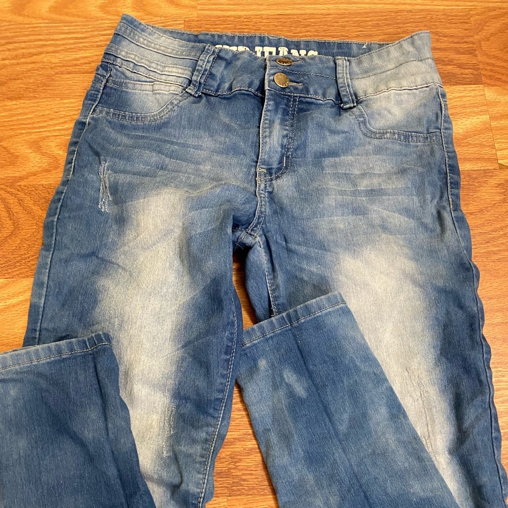 jeans